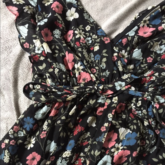 *SOLD* Ruffle Black Floral Maternity Dress - Picture 5 of 8